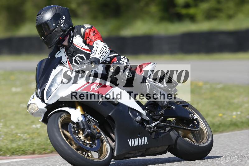 Archiv-2025/09 22.04.2025 Cornu Master School ADR/rot-rouge/4